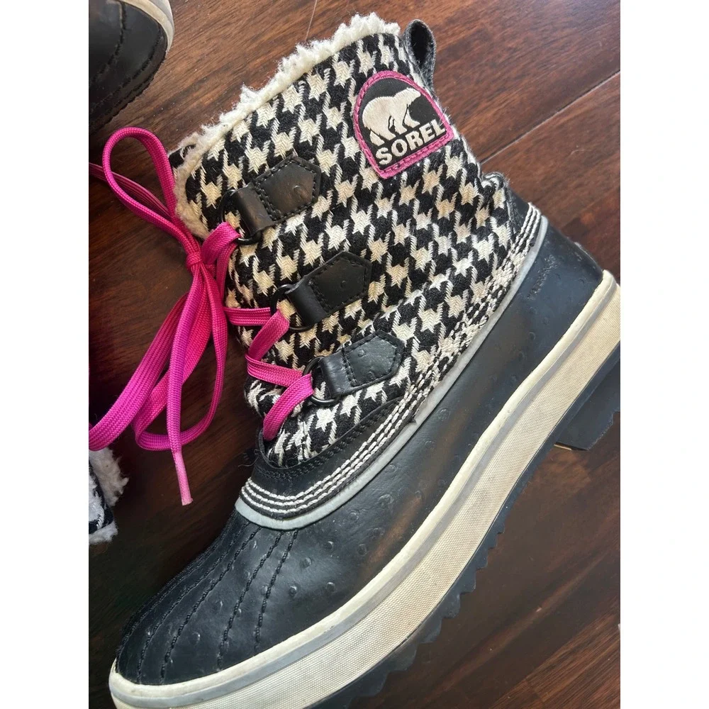 Sorel Tivoli Houndstooth Winter Boots Black White Pink NL1627-010 Womens 7‎